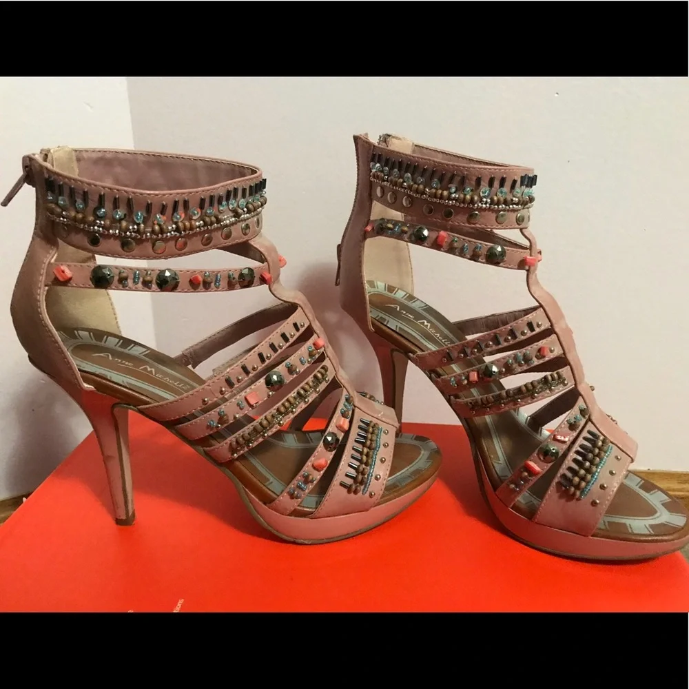 Anne Michelle blush heels size 7